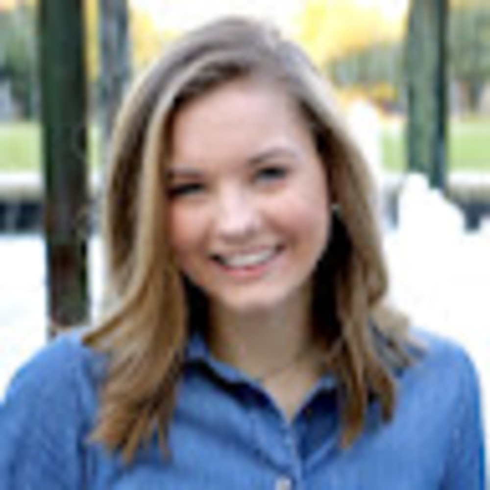 Meet your Posher, Emily